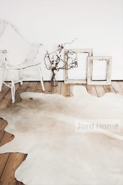 Ivory Neutral Cowhide Rug