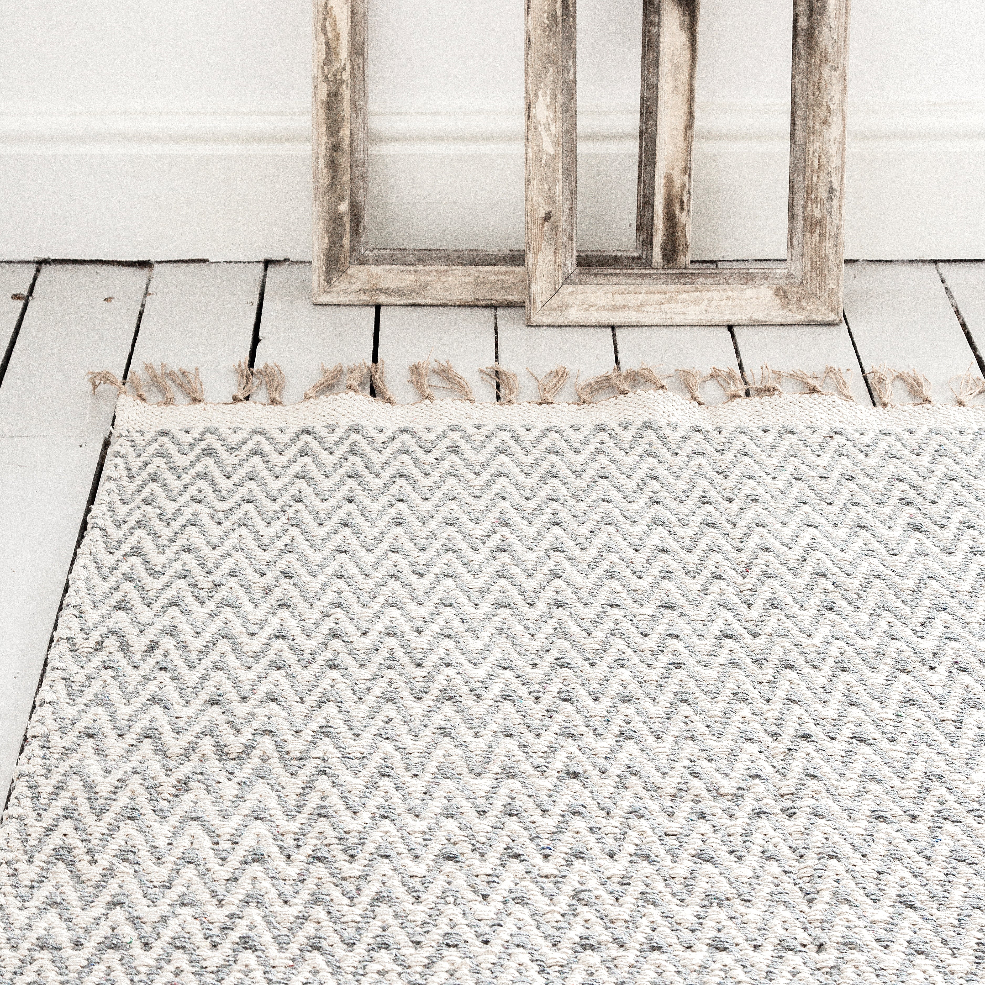 Neutral cotton rug 