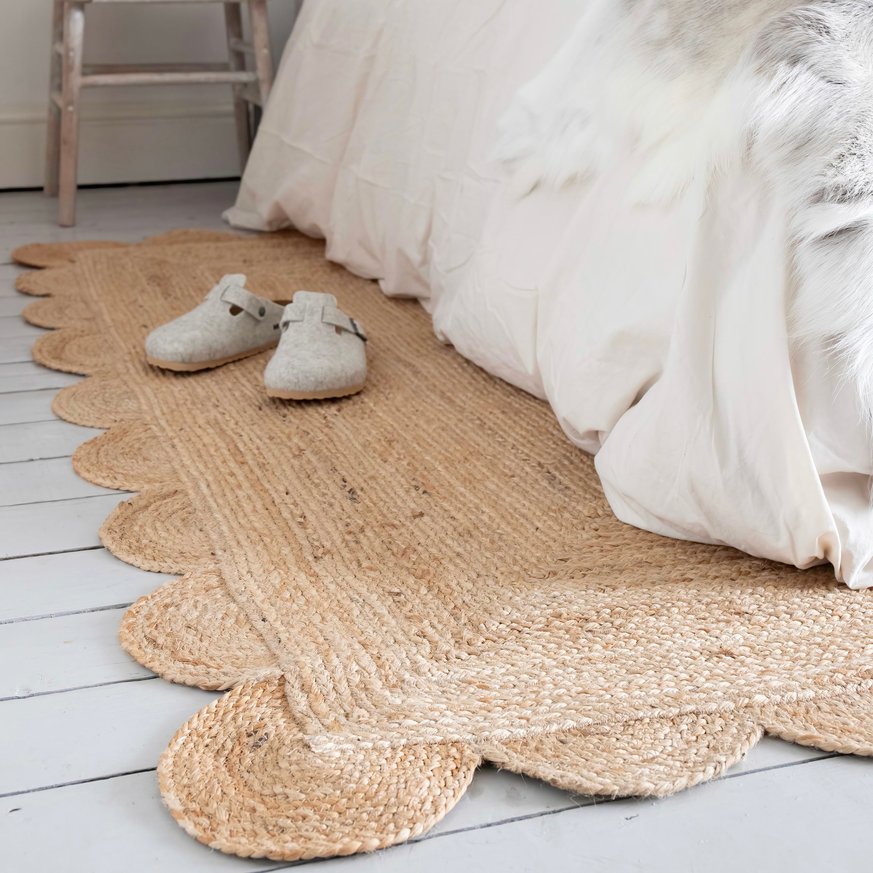 Scallop Edge Rugs