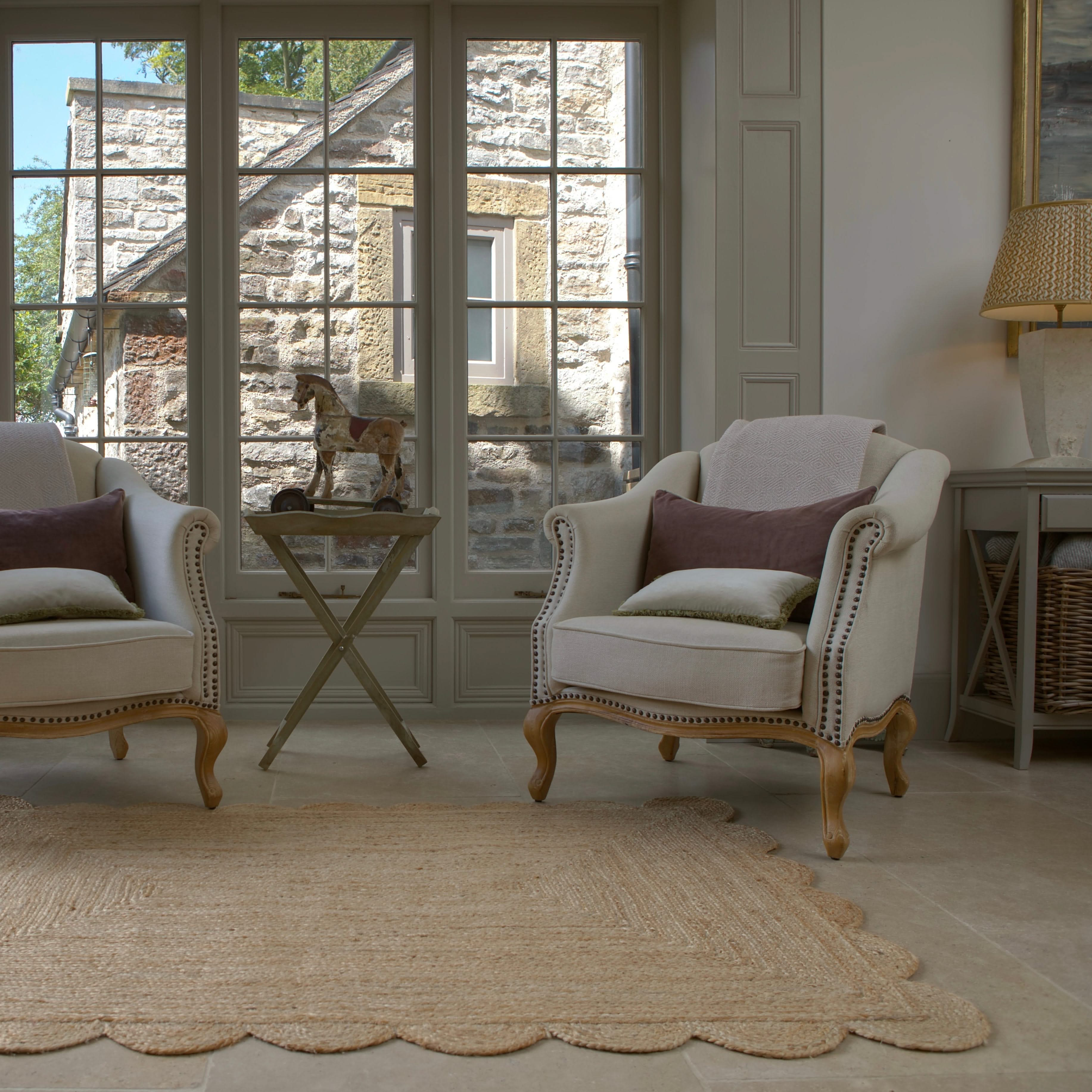 The Scallop Edge Natural Rug