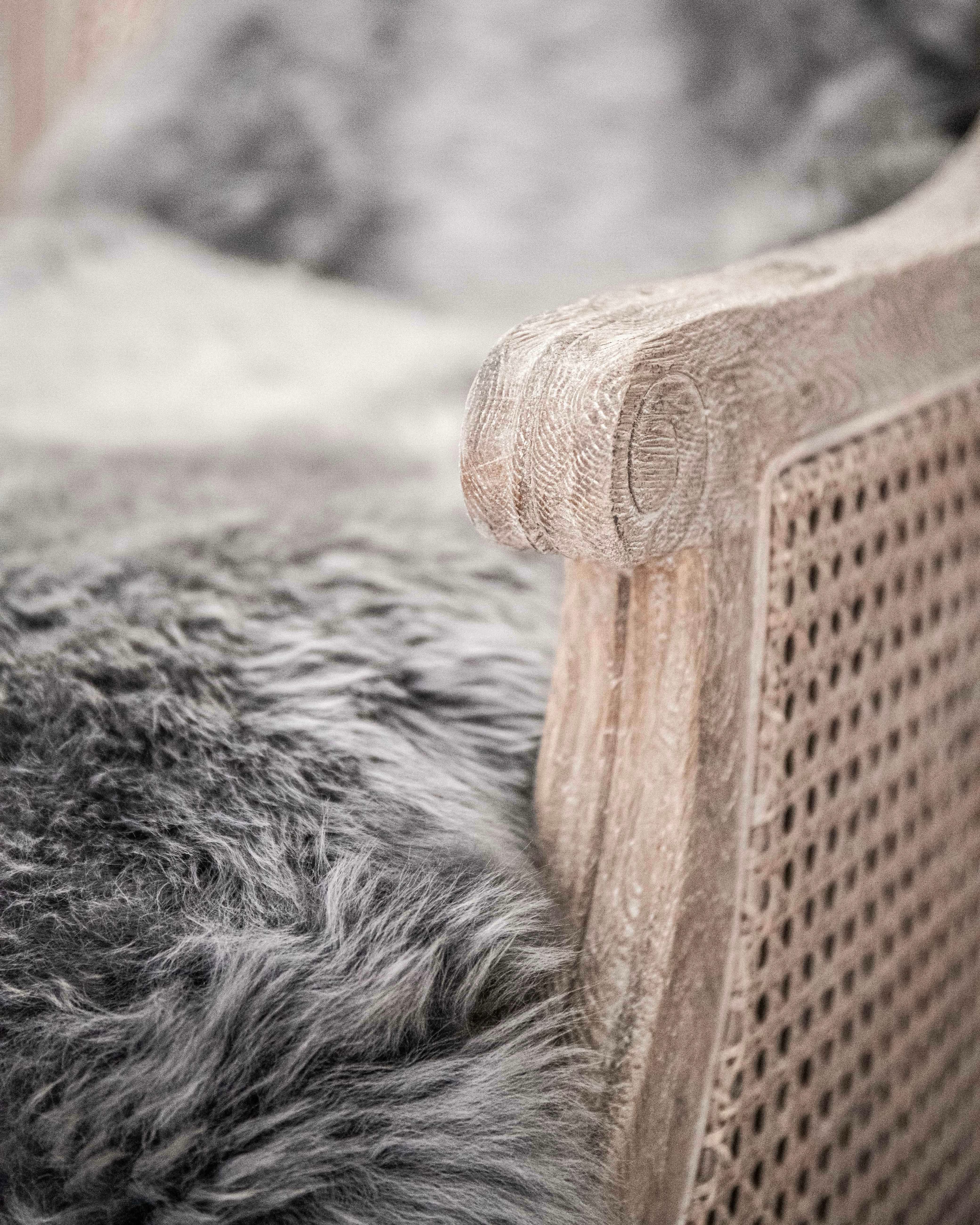 Authentic Luxury Sheepskin in dove grey