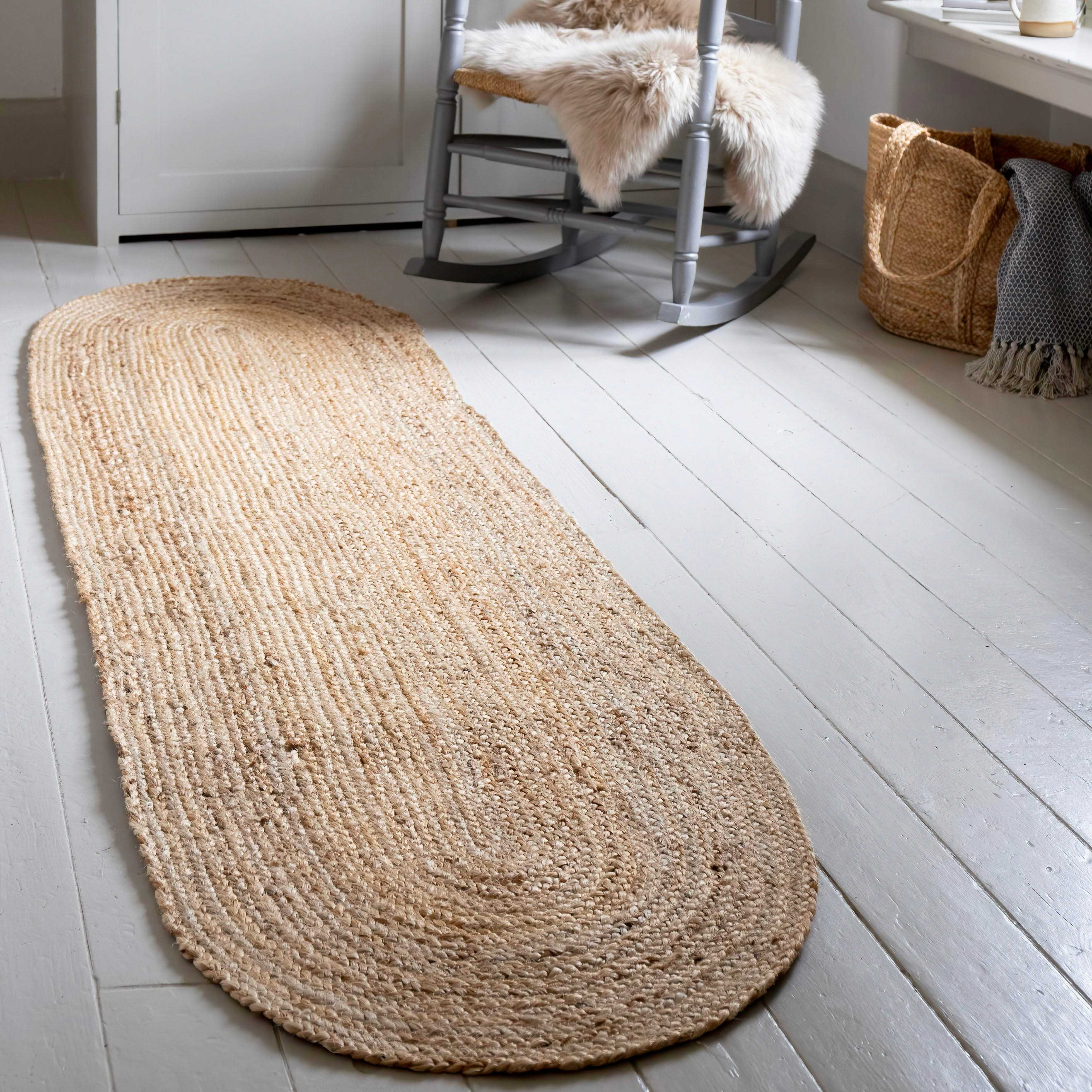 Curved Edge Natural Runner