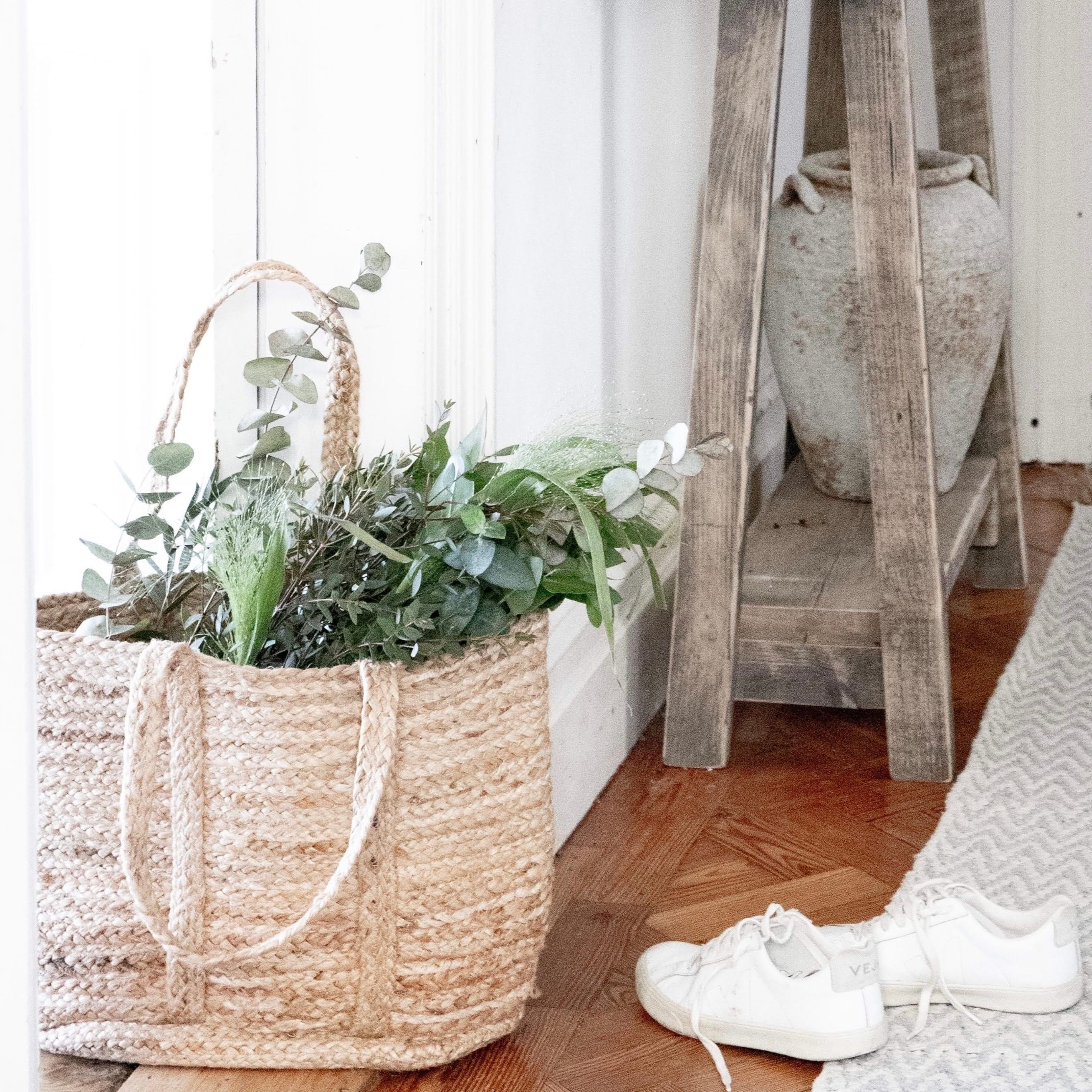 The Present Basket