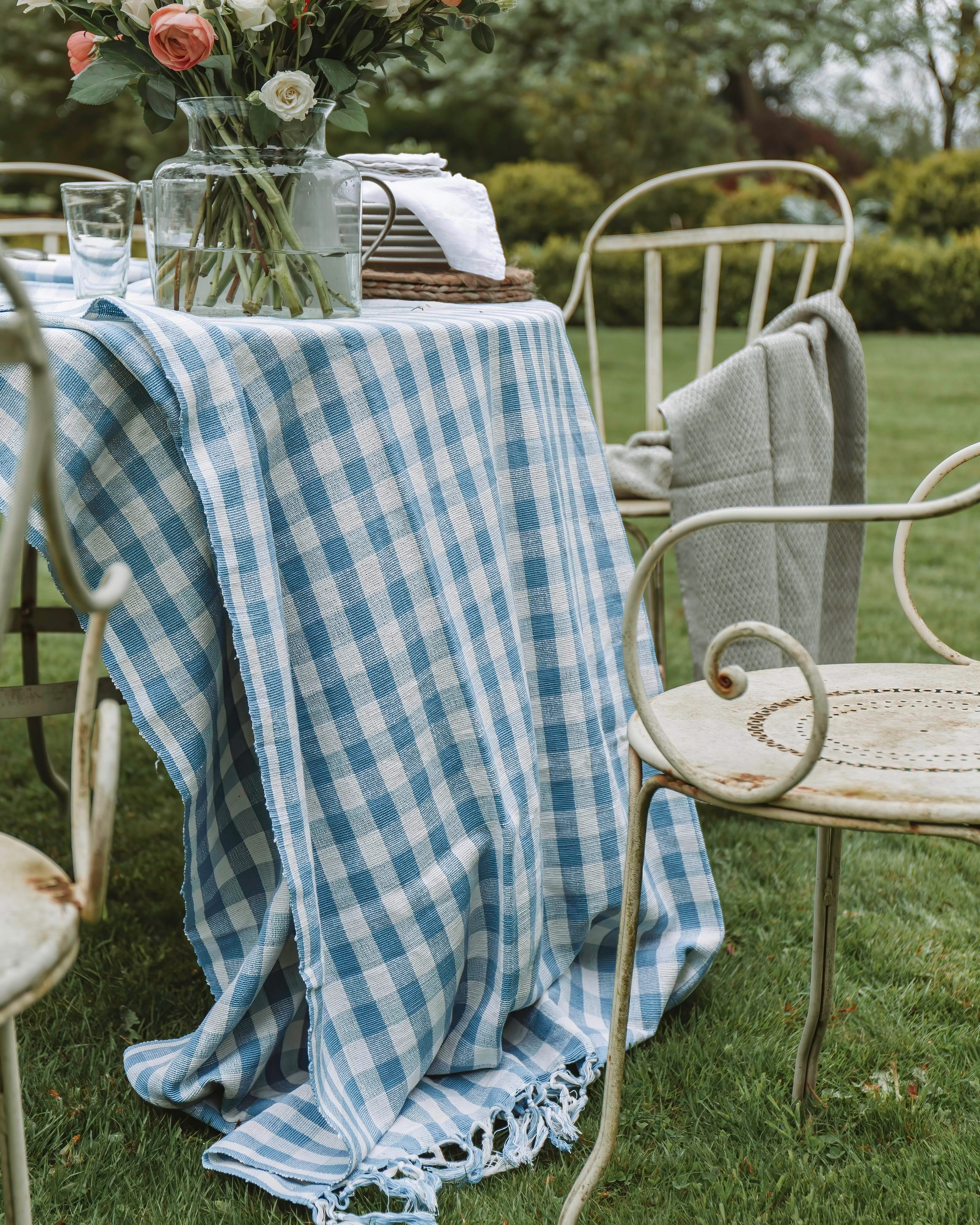 Timeless Gingham Table Cloth