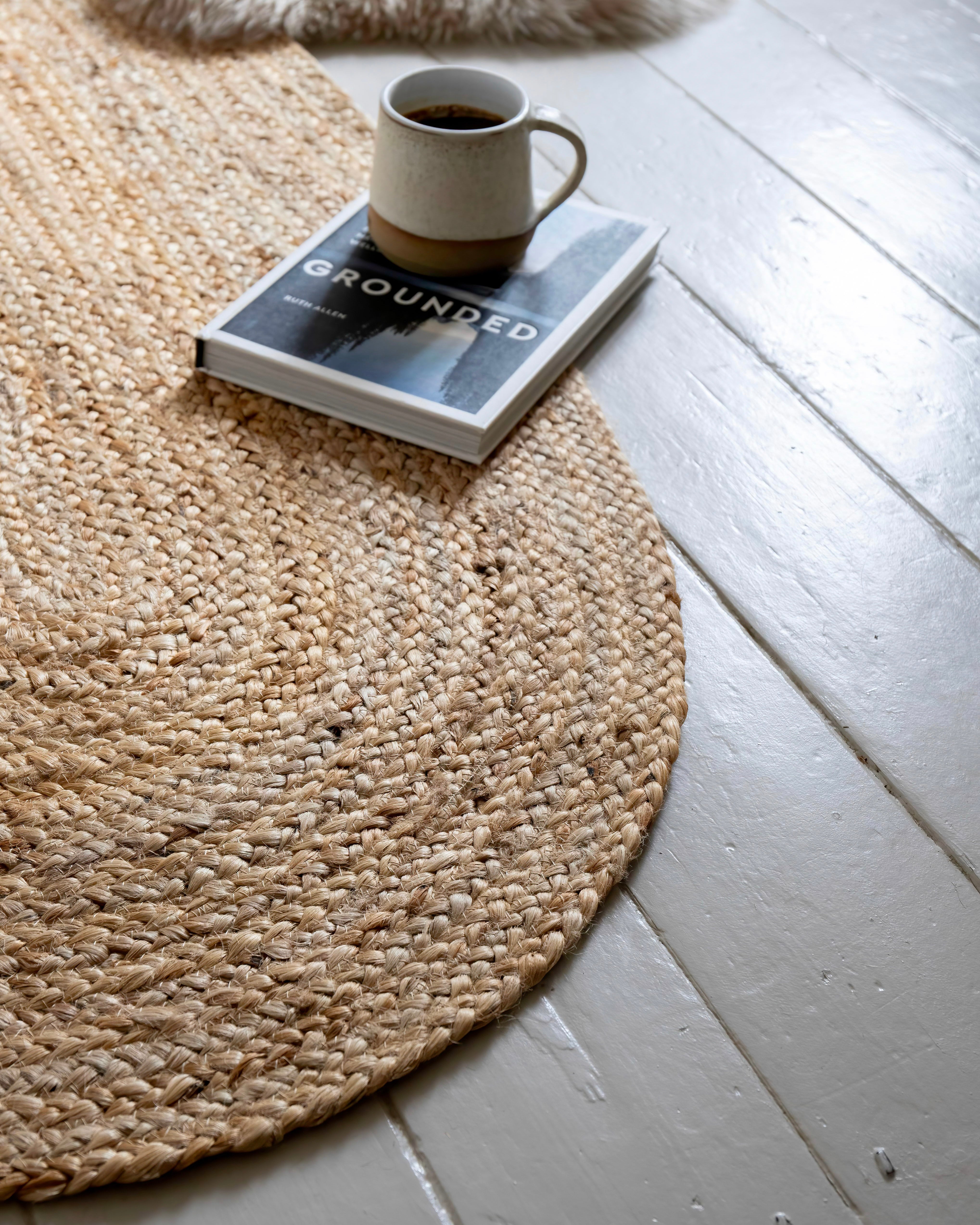 Curved Edge Natural Runner